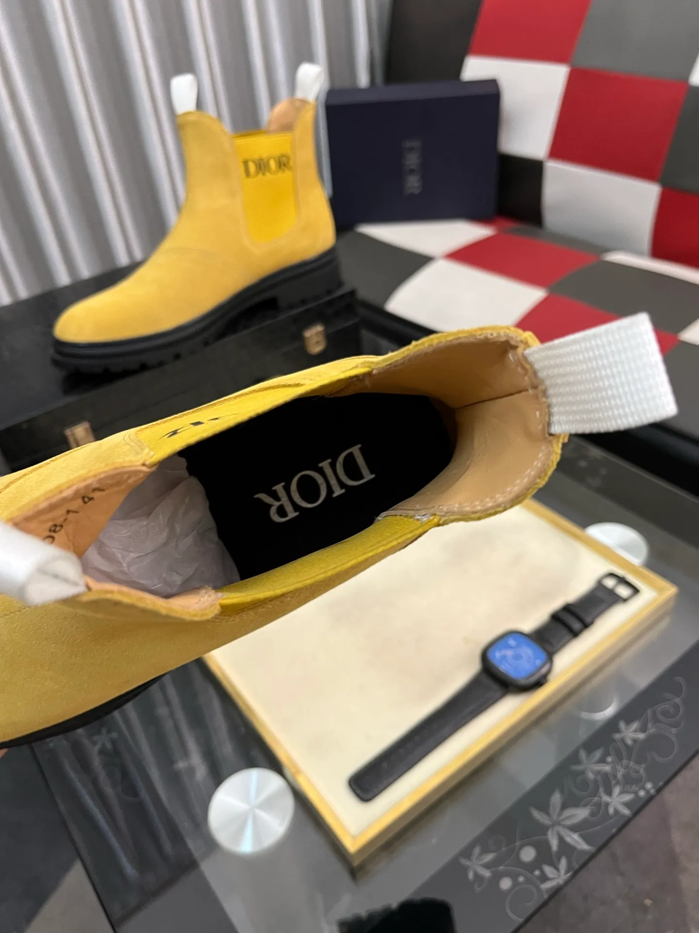 Men's shoes 💰500⌚️⌚️"Dior" Gaoban short boots ⚠️⚠️Top purchasing agents🔍🔍Men's 2023 HK counters are on sale simultaneously. Sole: The original sole is specially provided by the original factory. The exclusive movable molded sole is super comfortable. The original factory and the single product are handmade🔍🔍. The details determine the quality. We only make shoes with care. You can enter and exit the counter at will. Welcome to compare. 🇮🇹Size: 38-444️⃣Colors available